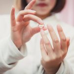 離婚要準備幾多嘢?香港離婚必睇懶人包: 文件、費用、心理一次清